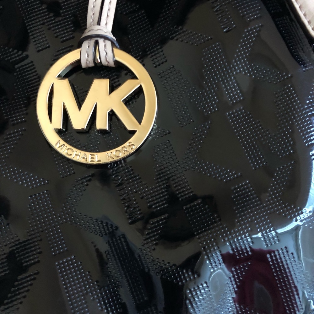 Michael kors black purse